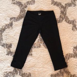 Old navy crop workout leggings